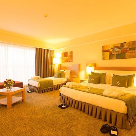 Grand Pasha Luxury Central Nicosia Hotel & Casino Екстериор снимка