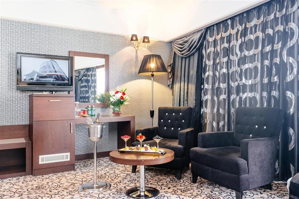 Grand Pasha Luxury Central Nicosia Hotel & Casino Стая снимка