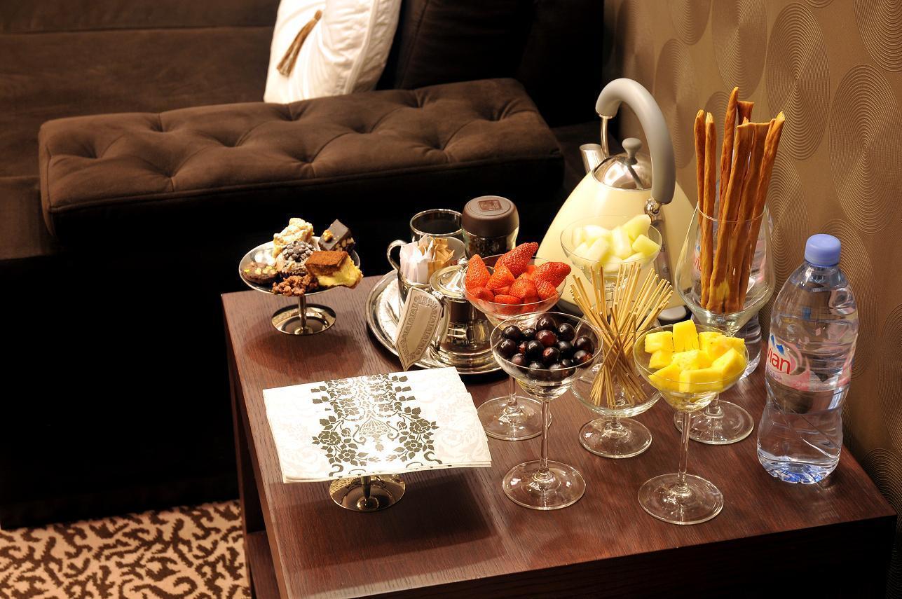 Grand Pasha Luxury Central Nicosia Hotel & Casino Стая снимка