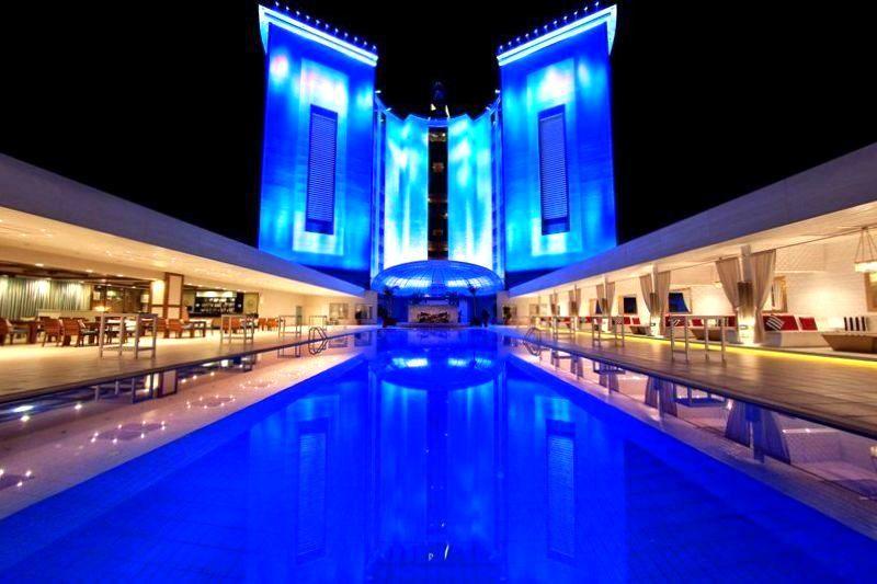 Grand Pasha Luxury Central Nicosia Hotel & Casino Екстериор снимка
