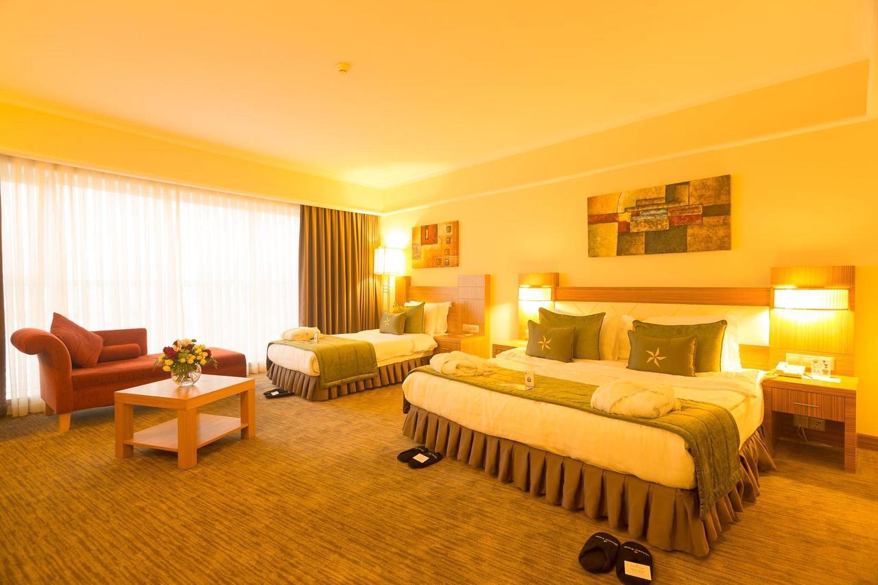 Grand Pasha Luxury Central Nicosia Hotel & Casino Екстериор снимка