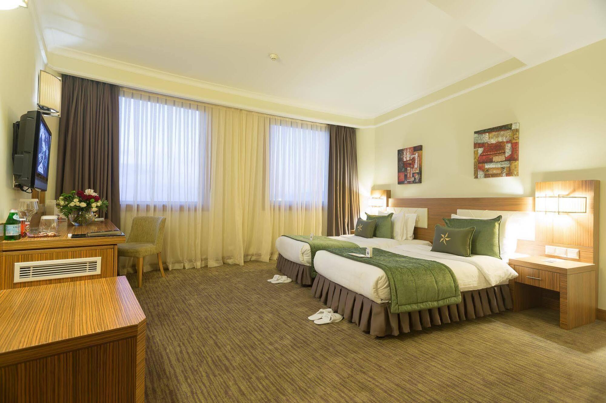 Grand Pasha Luxury Central Nicosia Hotel & Casino Екстериор снимка