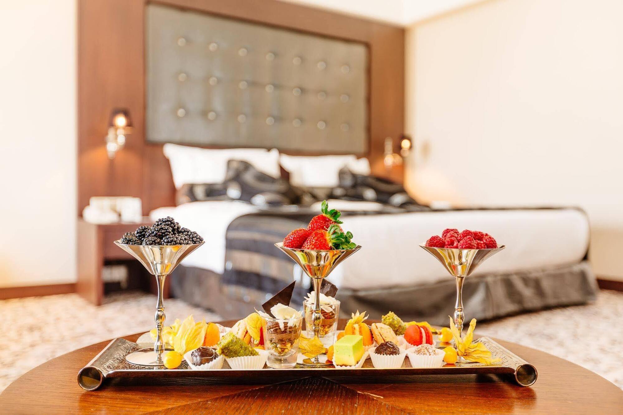 Grand Pasha Luxury Central Nicosia Hotel & Casino Екстериор снимка