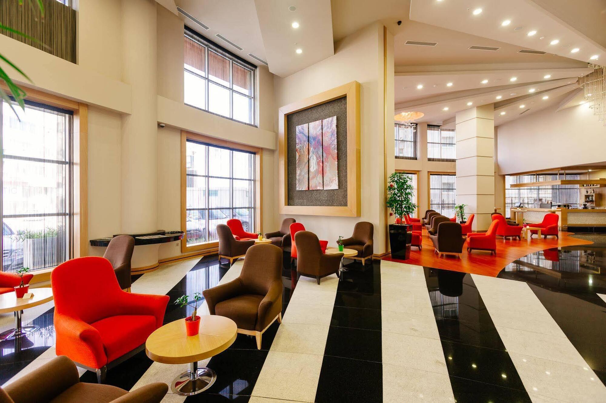 Grand Pasha Luxury Central Nicosia Hotel & Casino Екстериор снимка